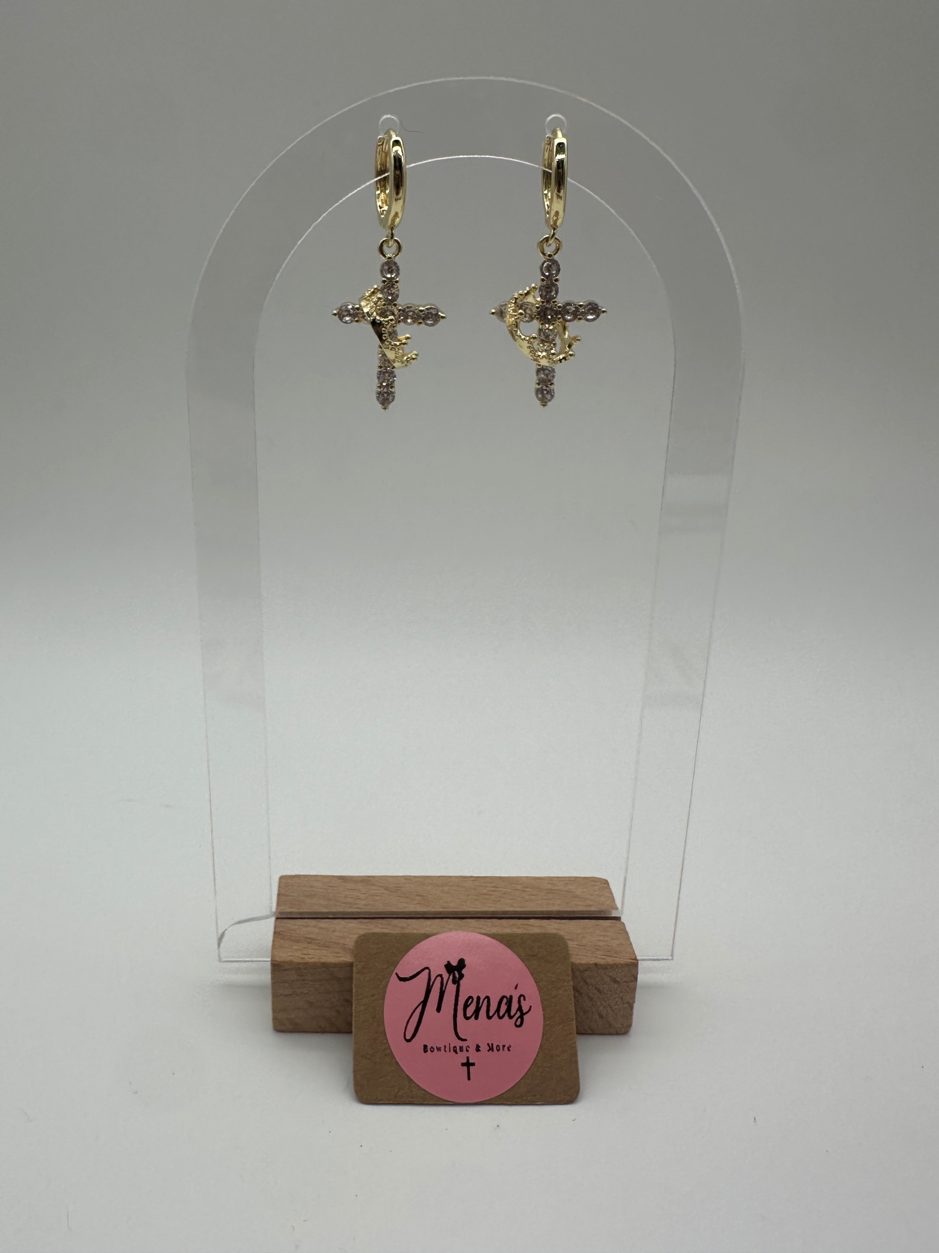 Daughter of a King Gold Necklace & Earrings