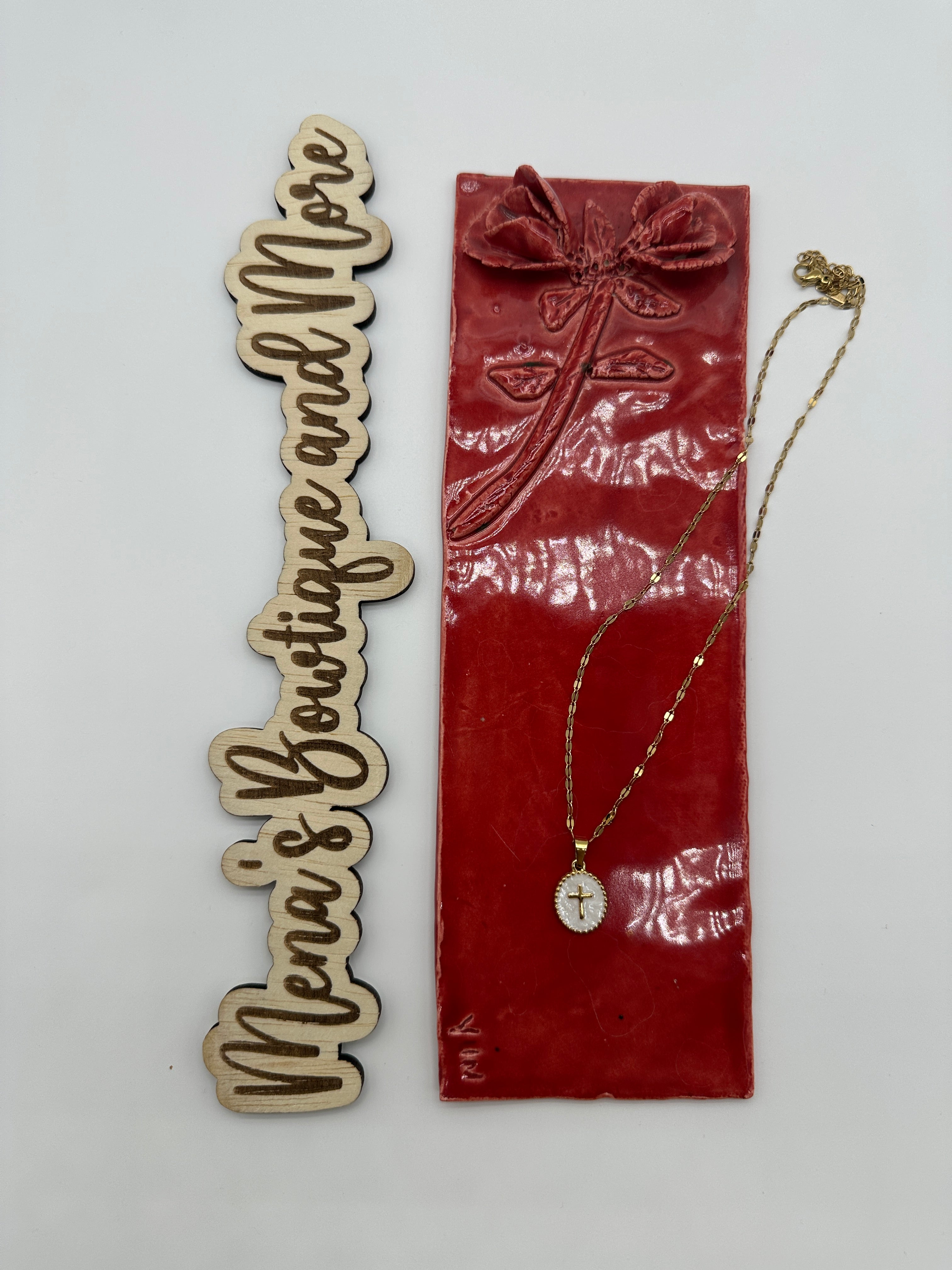 White Cross Gold Pendant Necklace