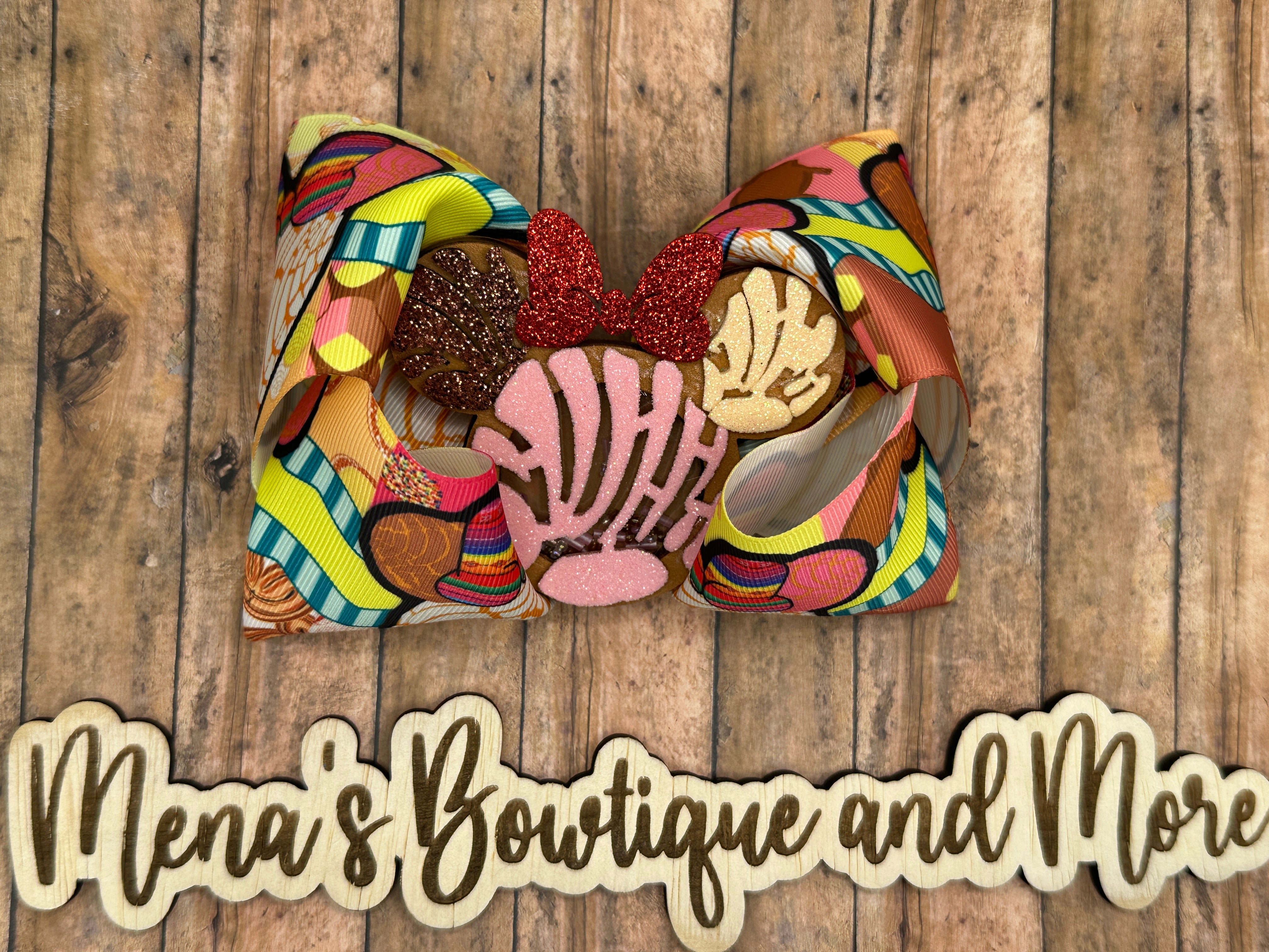 Concha Ears Boutique Bow