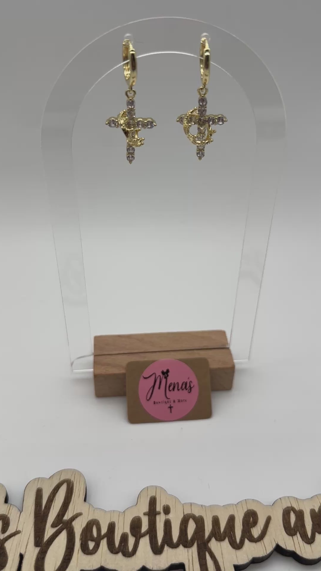 Daughter of a King Gold Necklace & Earrings