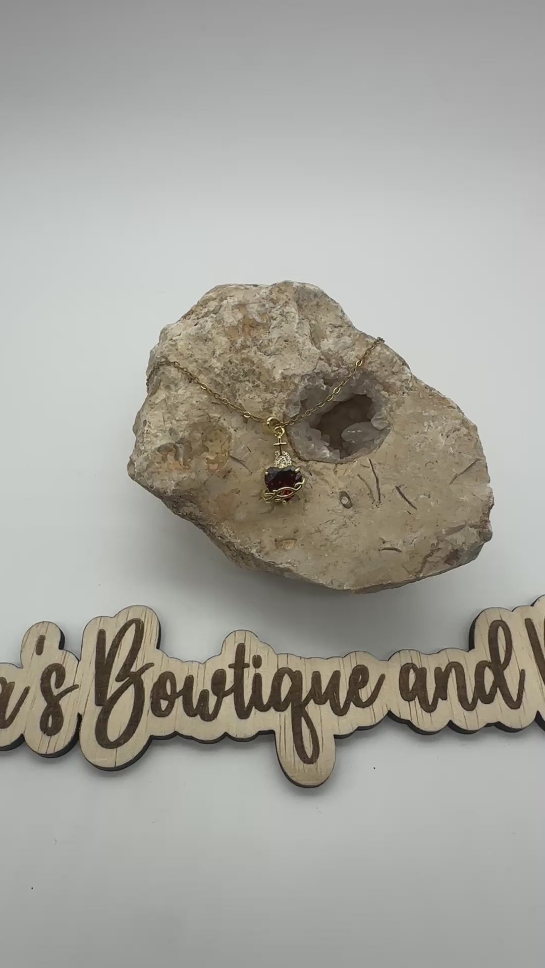 Sacred Heart of Jesus Necklace- Gold