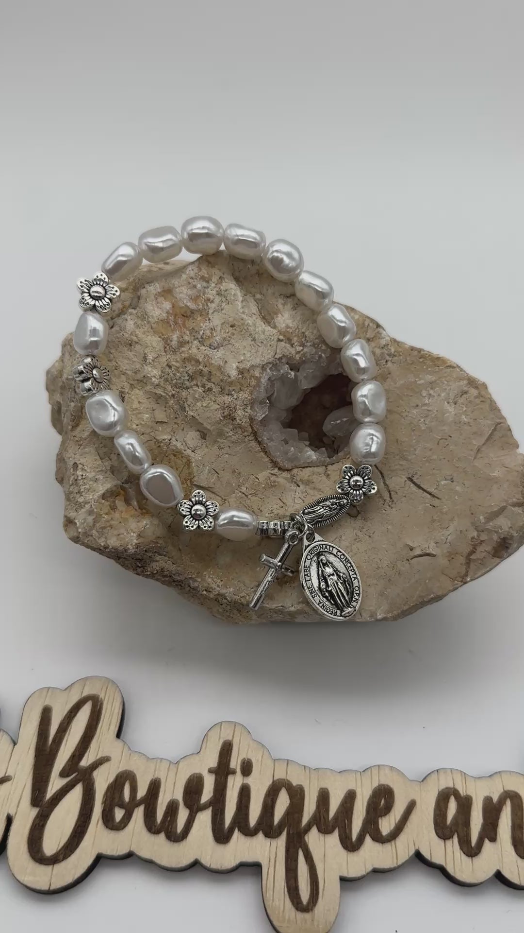 Miraculous Mary Pearl Bracelet- Silver